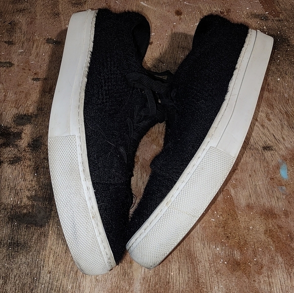 GREATS Brooklyn Black Sneakers 10 - Picture 6 of 10